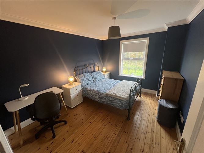 Safe Family Homestay with Private E, Carrick-on-Shannon, Co. Leitrim