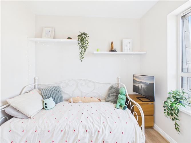 Apartment 12, Parkgate House, Park Road, Waterford