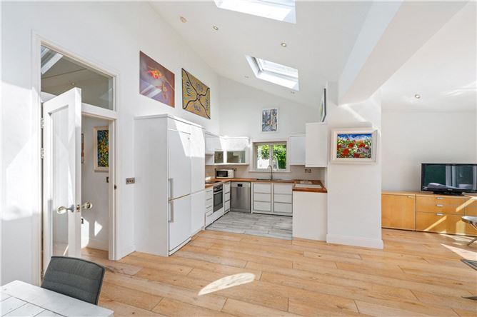 Photo 9 of 33 — Knockrea Cottage, 32 Old Blackrock Road, Blackrock, Cork City