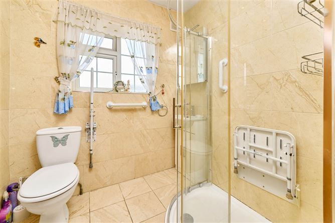 Photo 18 of 23 — 123 Dunard Avenue, Navan Road, Dublin 7