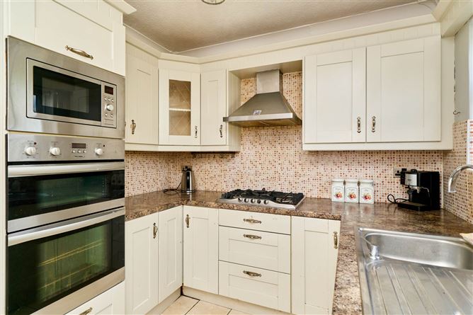 Photo 7 of 23 — 123 Dunard Avenue, Navan Road, Dublin 7