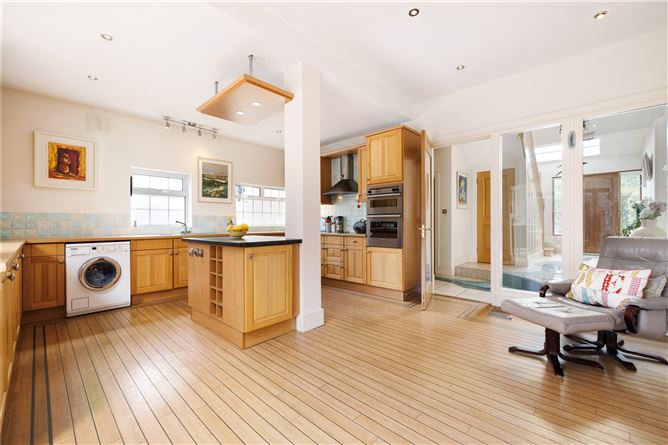 San Michele, 19 St Thomas Road, Mount Merrion, Co. Dublin
