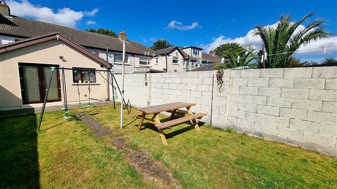 18 Bunting Road, Walkinstown,   Dublin 12