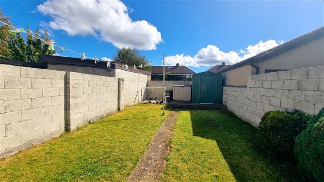 18 Bunting Road, Walkinstown,   Dublin 12
