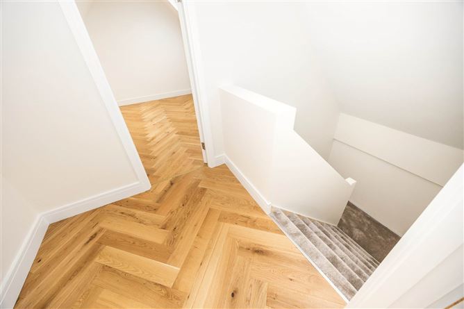 10 The Rise, Kilmartin Grove, Hollystown, County Dublin