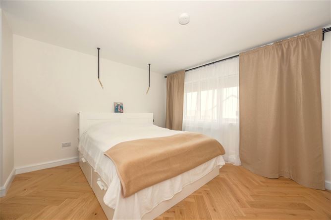 10 The Rise, Kilmartin Grove, Hollystown, County Dublin