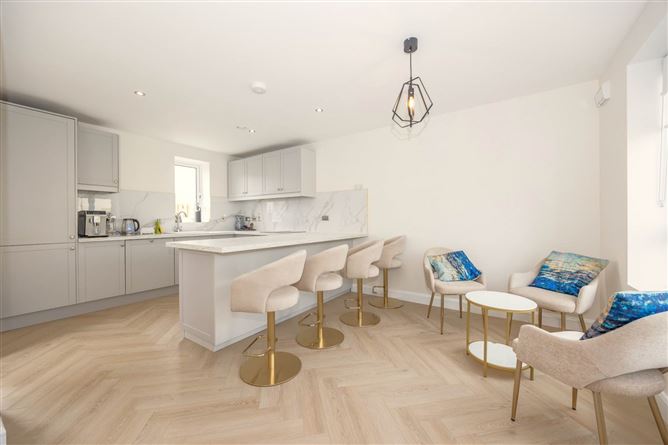 10 The Rise, Kilmartin Grove, Hollystown, County Dublin