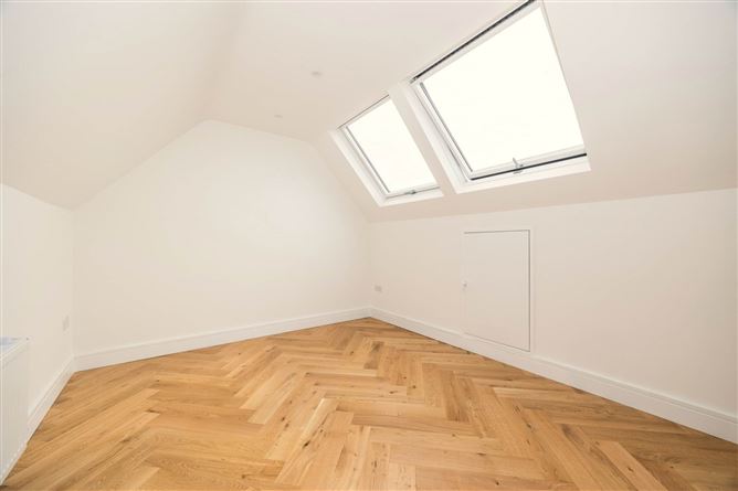 10 The Rise, Kilmartin Grove, Hollystown, County Dublin