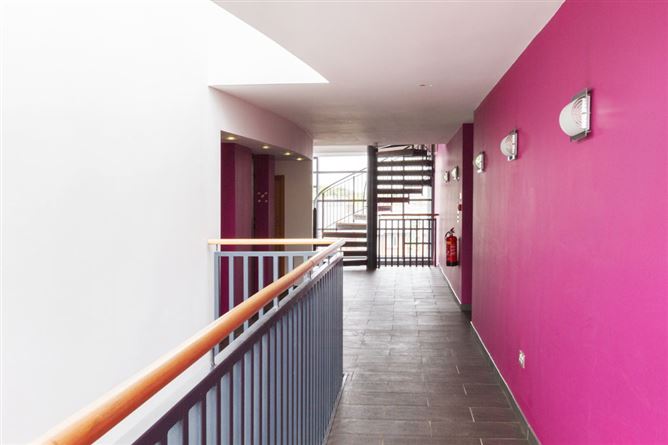 Apartment 13 Bay View The Headlands Putland Road, Bray, Wicklow