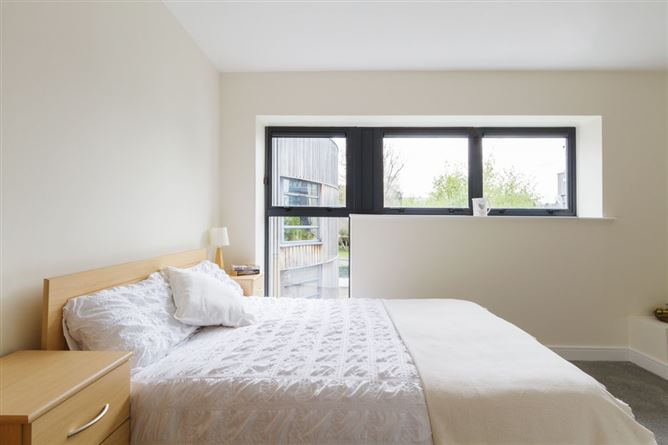 Apartment 13 Bay View The Headlands Putland Road, Bray, Wicklow