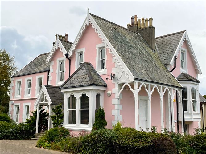 2 Rookstown House, Thormanby Road, Howth, Co. Dublin