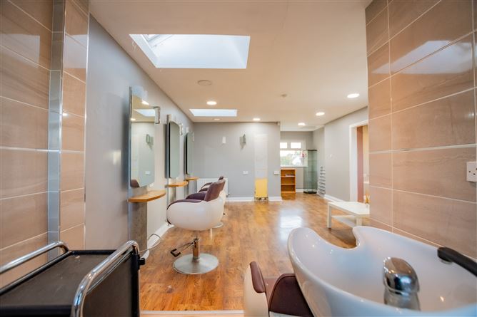 Rochfortbridge village, Rochfortbridge, Westmeath