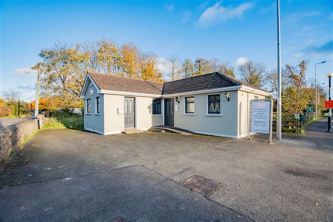 Rochfortbridge village, Rochfortbridge, Westmeath