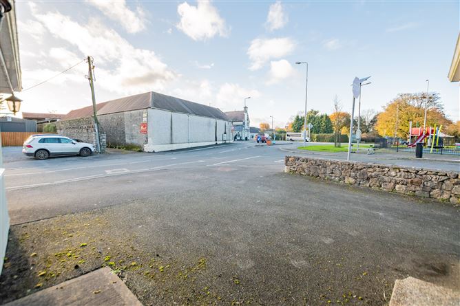 Rochfortbridge village, Rochfortbridge, Westmeath