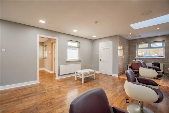 Rochfortbridge village, Rochfortbridge, Westmeath