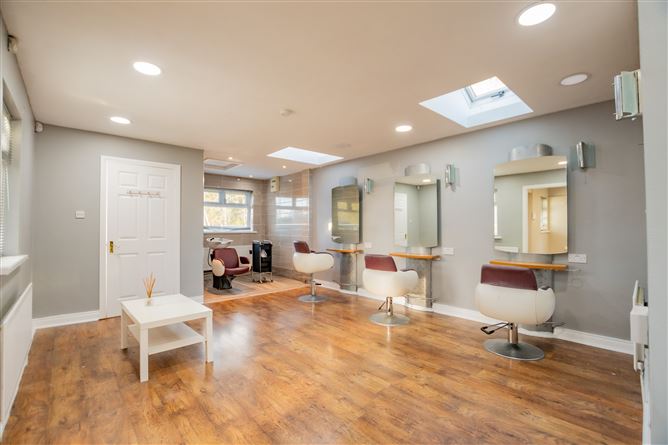 Rochfortbridge village, Rochfortbridge, Westmeath