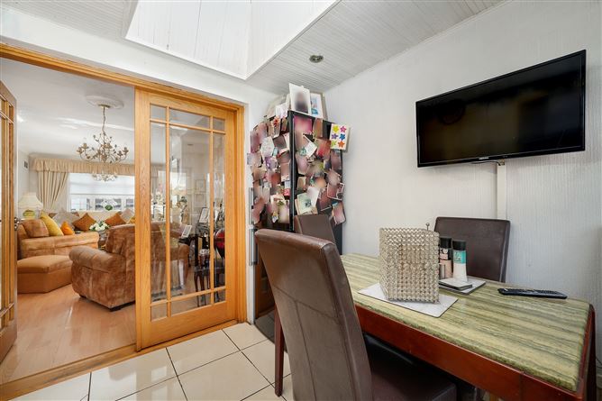 15 Valley Park Drive, Finglas, Dublin 11