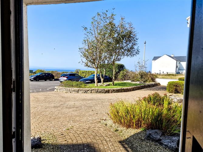 4 Marine Lighthouse, Cliff Road, Enniscrone, Co. Sligo.