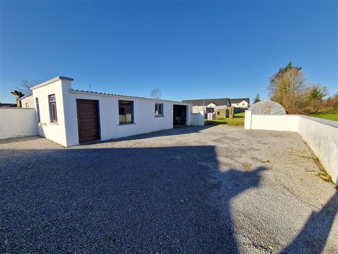 Ennis Road, Tulla, Co. Clare