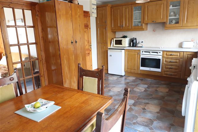 4 The Fairways, Kilkee, Clare