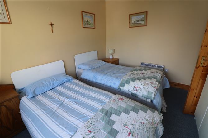 4 The Fairways, Kilkee, Clare