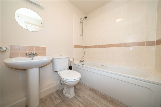 24 Station Court View, Coolmine, Dublin 15