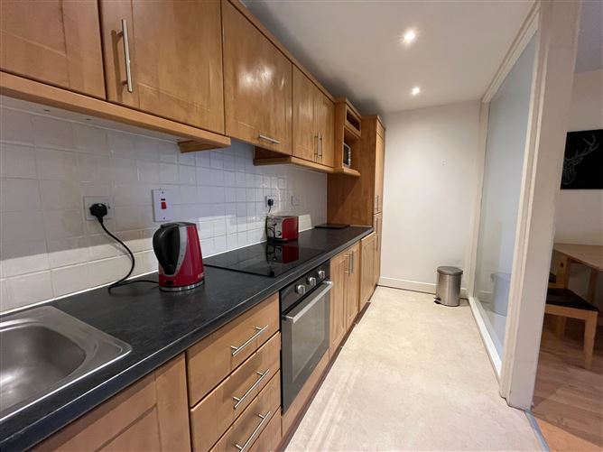 Hyde Square, South Circular Road, Dublin 8