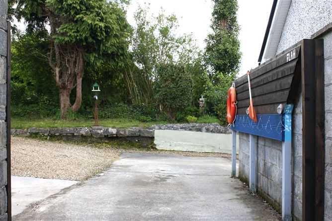 Photo 18 of 30 — 'Stone Cottage', Loughrea, Galway