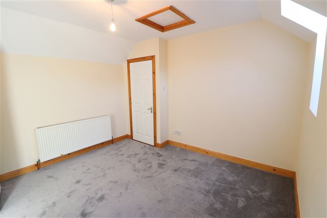 https://photos-a.propertyimages.ie/media/2/6/6/5014662/f83ed4ca-f494-4a63-8097-b492bffc6543_l.jpeg