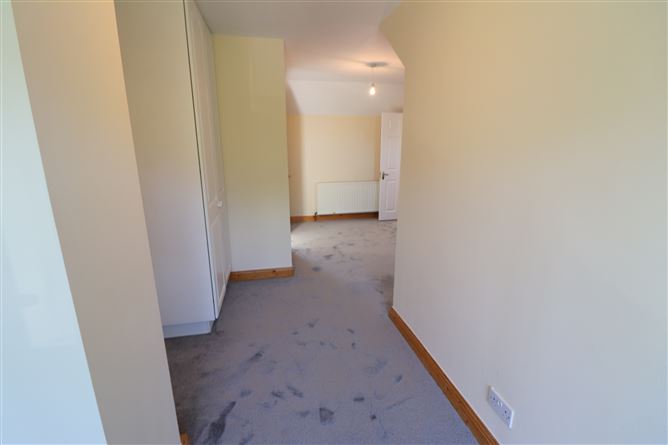 https://photos-a.propertyimages.ie/media/2/6/6/5014662/f83ed4ca-f494-4a63-8097-b492bffc6543_l.jpeg