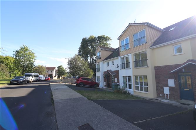 https://photos-a.propertyimages.ie/media/2/6/6/5014662/f83ed4ca-f494-4a63-8097-b492bffc6543_l.jpeg