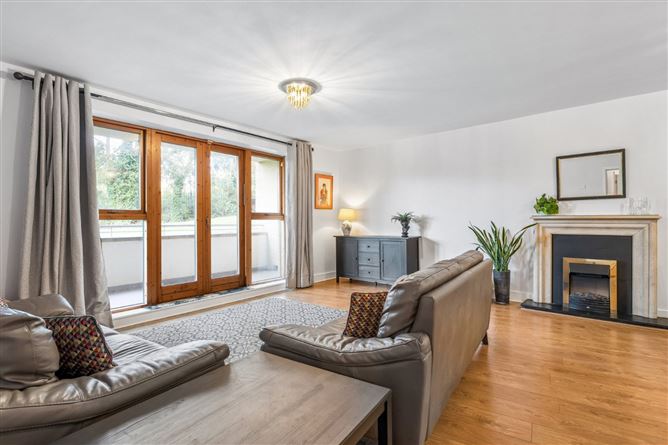 42 The Ramparts, Willow Avenue, Dublin 18
