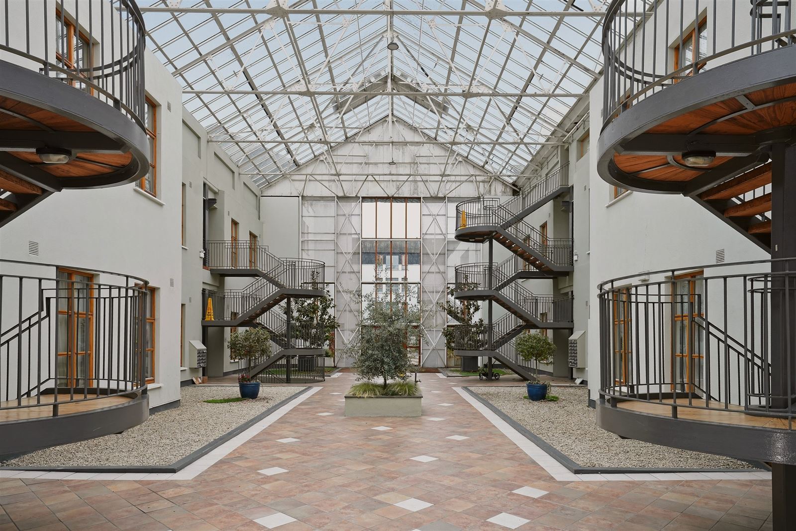 Photo 1 of 19 — 101 The Fir, Winter Garden, Pearse Street, Dublin 2