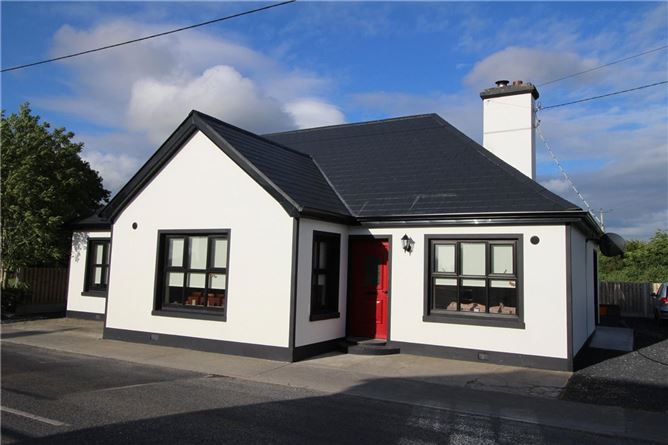 Moyvane Village, Moyvane, Co. Kerry