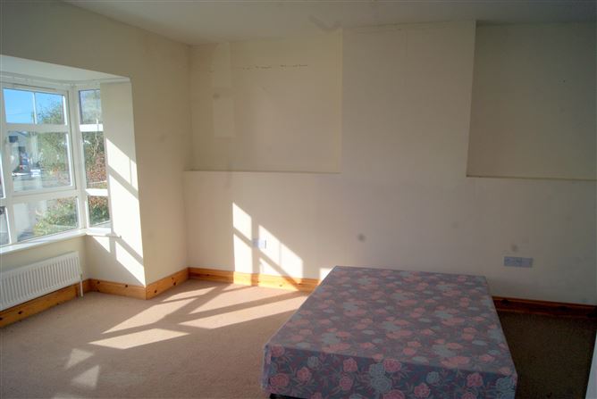 3 The Cloisters, Castlebridge, Wexford