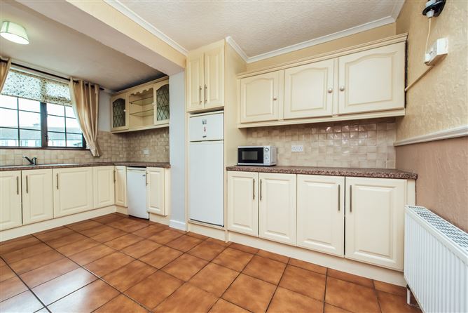 2070 Tullyville, Maddenstown, The Curragh , Kildare Town, Kildare