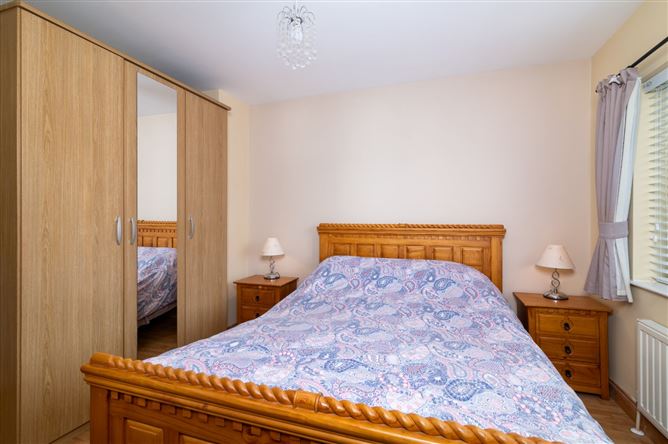27 Chancery Park Way, Tullamore, Co. Offaly