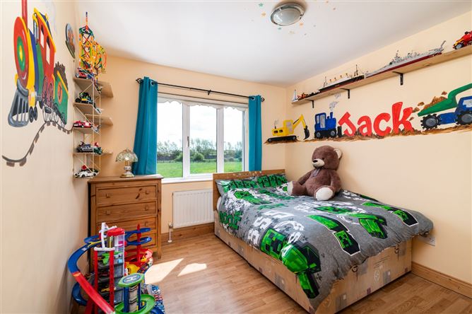 27 Chancery Park Way, Tullamore, Co. Offaly