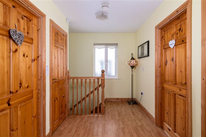 27 Chancery Park Way, Tullamore, Co. Offaly