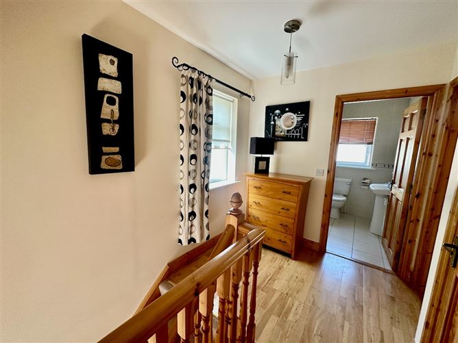 11 Willow Park, Cluain Ard, Cobh, Cork