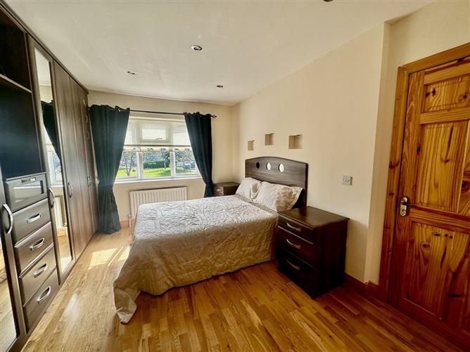 11 Willow Park, Cluain Ard, Cobh, Cork