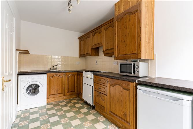 2 Newtown Grove, Churchtown, Dublin 14
