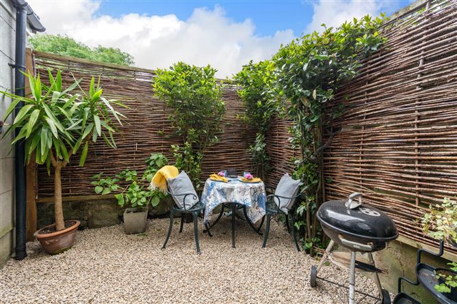 10 Green Road, Blackrock, Co. Dublin