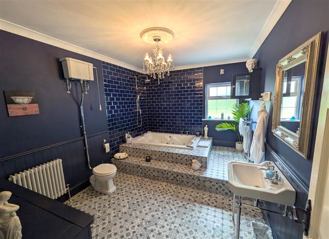 https://photos-a.propertyimages.ie/media/2/6/7/4947762/bf15200e-cc1d-4bd9-8d6d-6e7d56808cc5_l.jpg