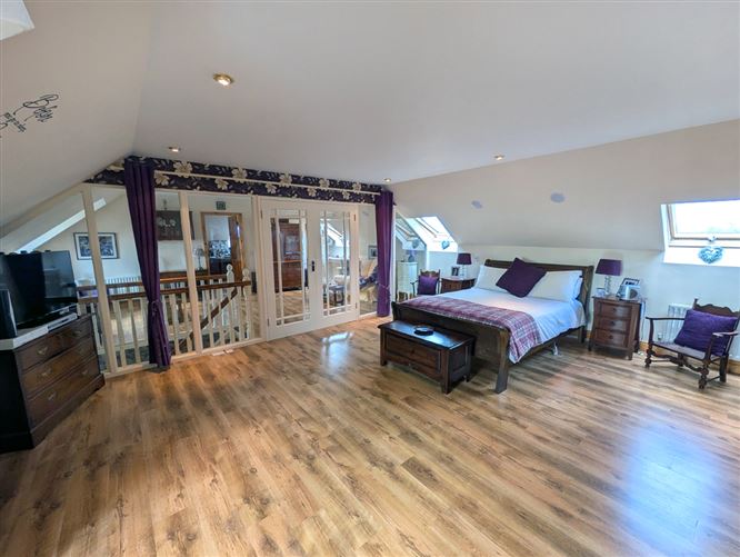 https://photos-a.propertyimages.ie/media/2/6/7/4947762/bf15200e-cc1d-4bd9-8d6d-6e7d56808cc5_l.jpg