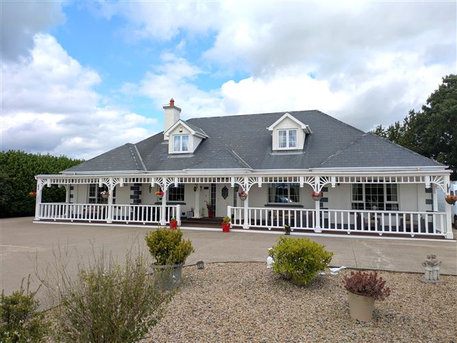 https://photos-a.propertyimages.ie/media/2/6/7/4947762/bf15200e-cc1d-4bd9-8d6d-6e7d56808cc5_l.jpg