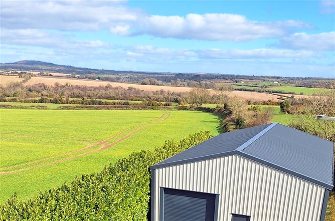 https://photos-a.propertyimages.ie/media/2/6/7/4947762/bf15200e-cc1d-4bd9-8d6d-6e7d56808cc5_l.jpg