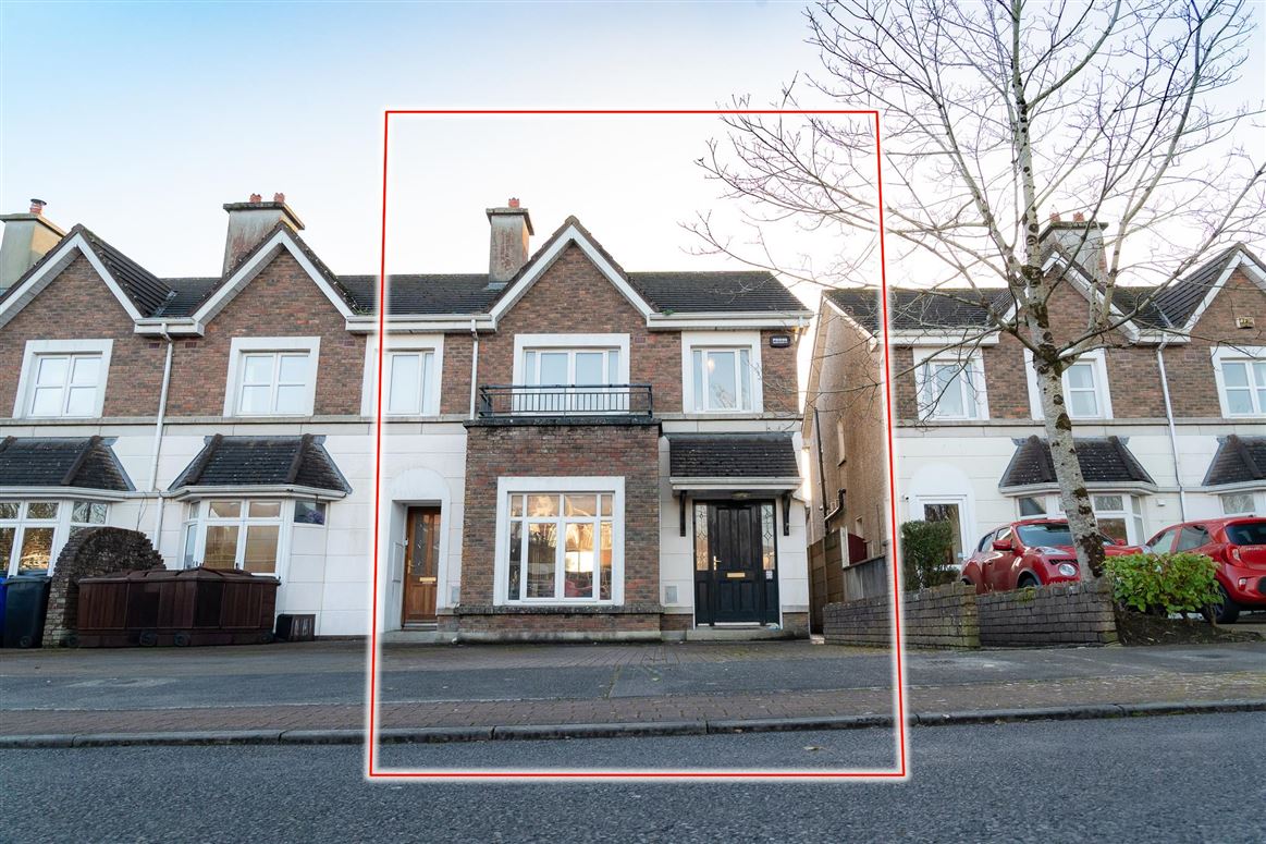 25 Ros Caoin, Roscam, Galway