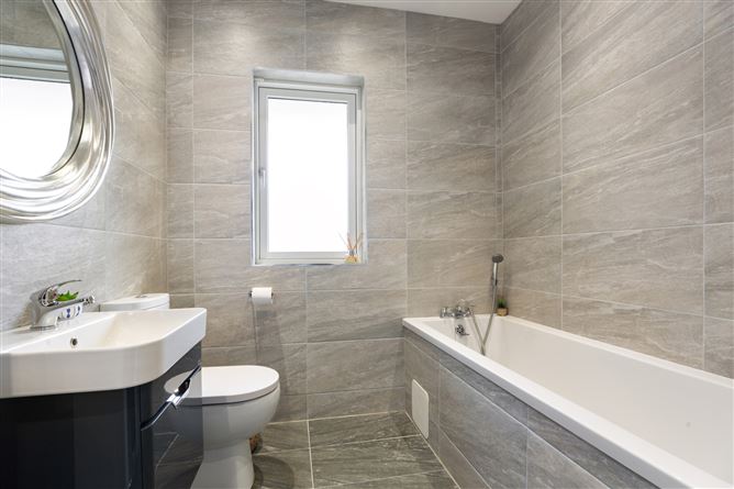 Island View, 5 Beulah Court, Harbour Road, Dalkey, Co. Dublin
