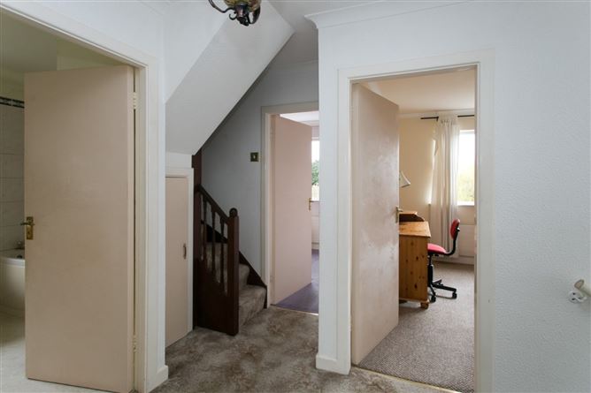 43 Knocknashee, Goatstown, Dublin 14